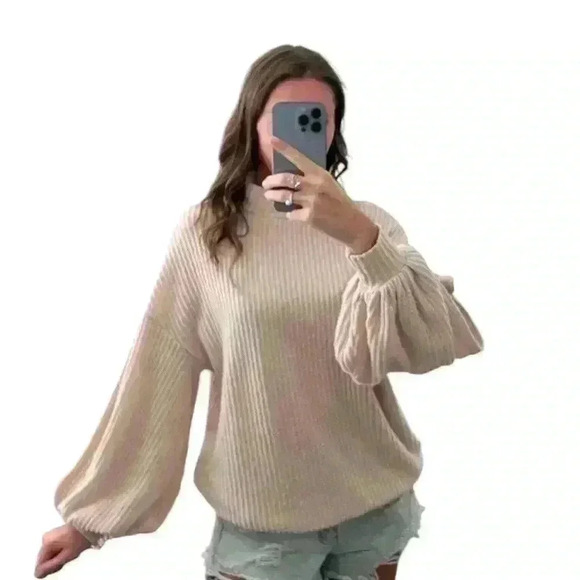 Sweater - Picture 2 of 4